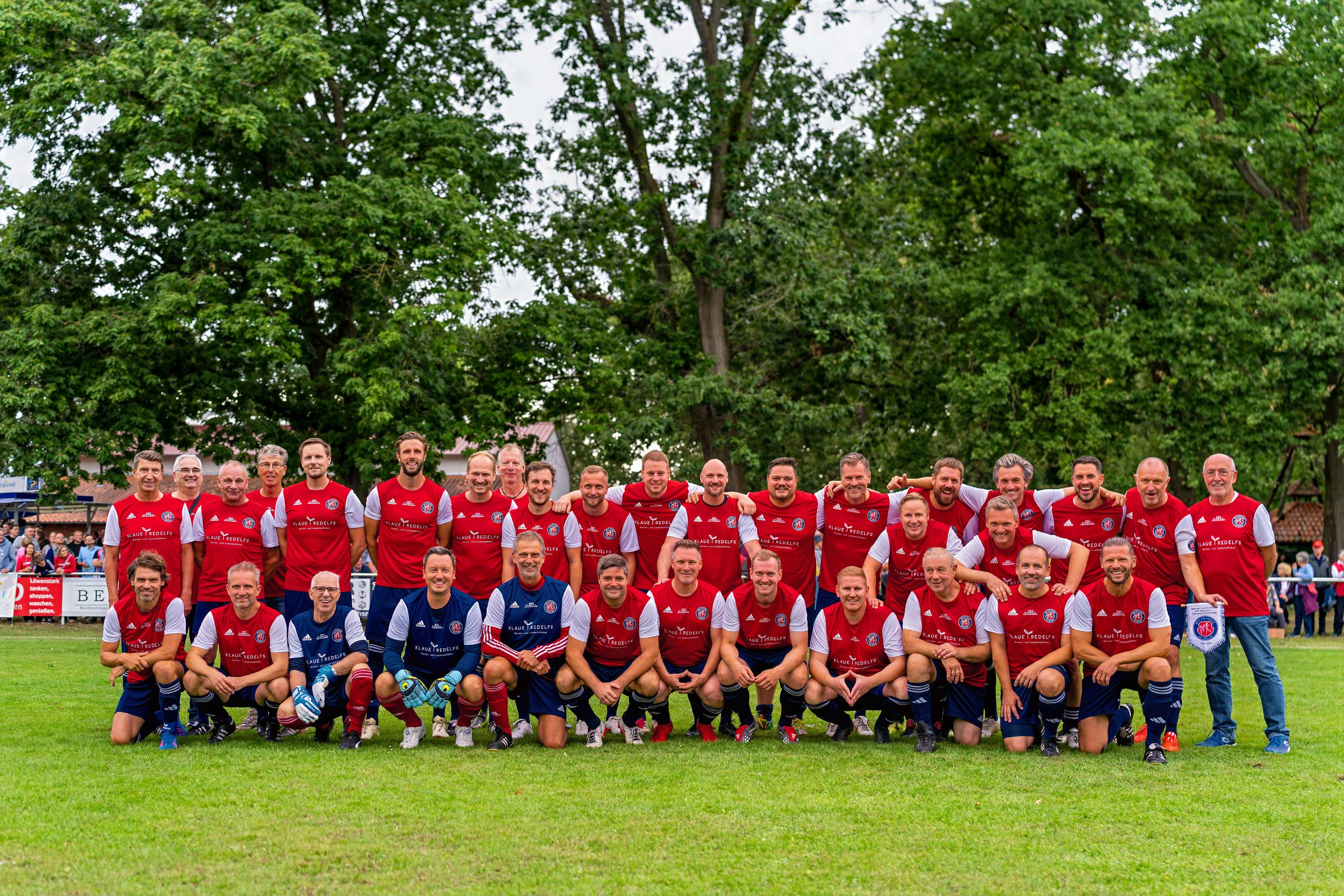Das Sportwochenende war ein voller Erfolg – Eintracht Braunschweigs Traditionsteam zieht 500 Zuschauer an